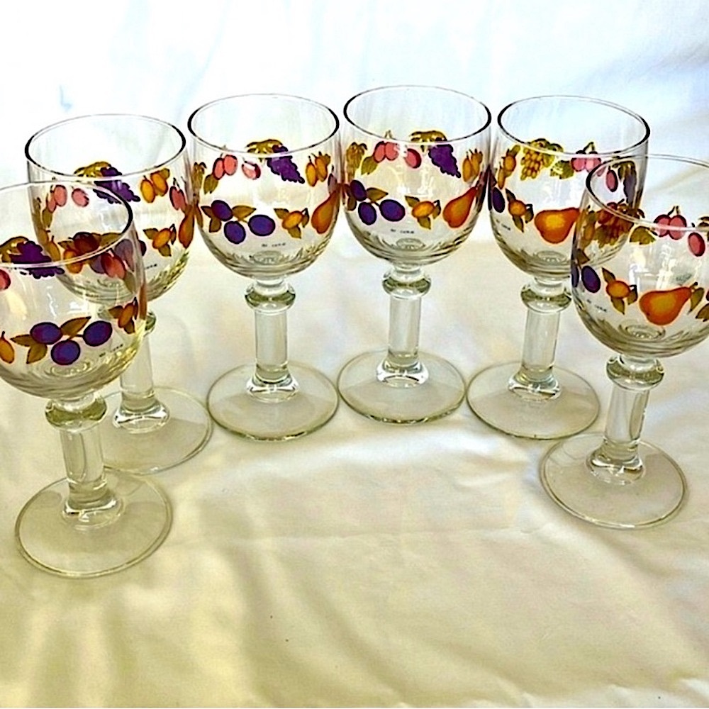 Vintage Cerve Italian 1980s wine glasses/goblets, fruit theme, set of 6